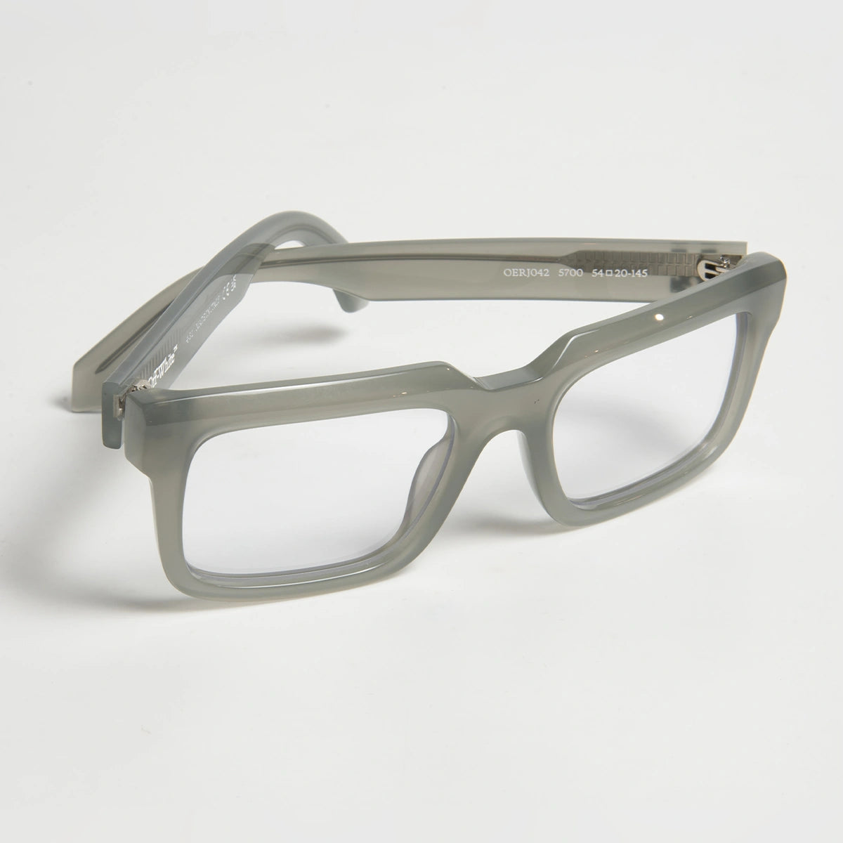 OFF-WHITE OERJ042 5700