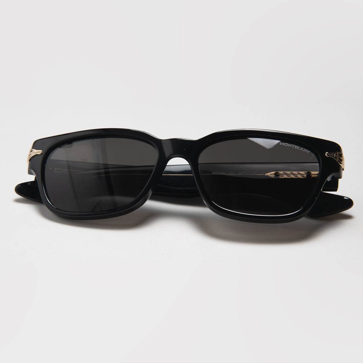MONTBLANC MB0479S 001